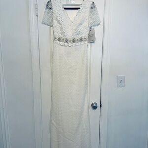 Badgley Mischka White Lace Dress